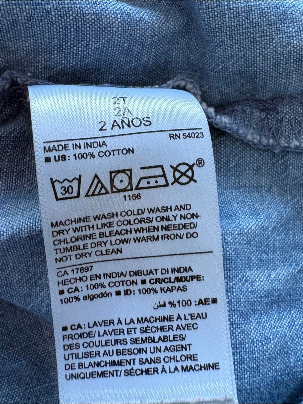 Old Navy Light Blue Chambray Girls' Button-Front Dress 2T